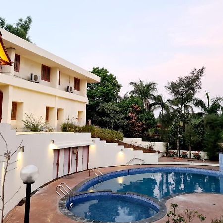 Arcus Villa - Swimming Pool/Ac/Luxurious Mahabaleshwar Exterior photo